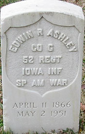 Grave of Edwin Ashley, 52nd Iowa, in Louisiana