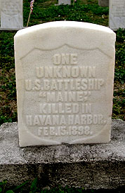 Gravestone unknown sailor from the Battleship Maine