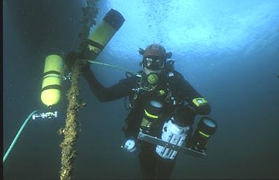 Diver Mark Webb-Johnson at wreck of U.S.S. New York